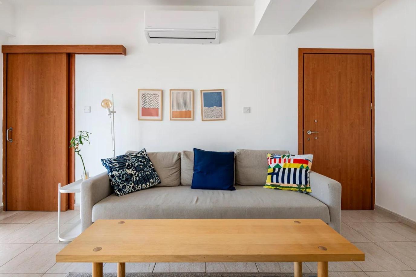Top Floor Apartment City Center Larnaka Exterior foto